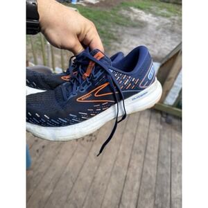 Brooks Glycerin 20 Size 10 Running Shoes with Cushioned Sole and Breathable Mesh